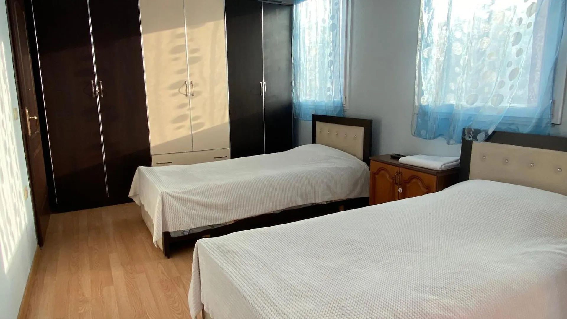 Comfortable 2-Br For 4 Tirana 0*,  Albania