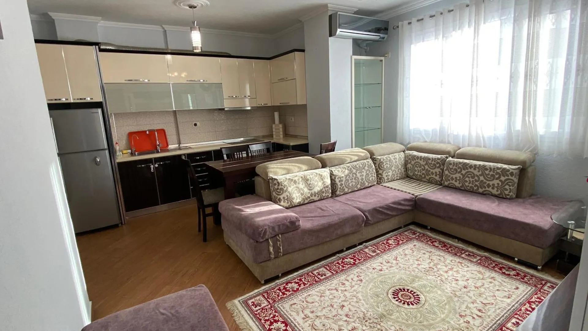 Comfortable 2-Br For 4 Tirana